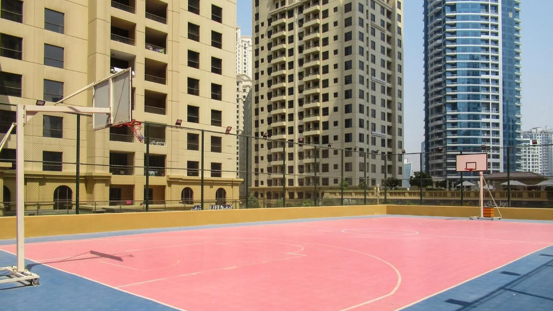 The Smart Concierge - Bahar 1 Apartment Dubai