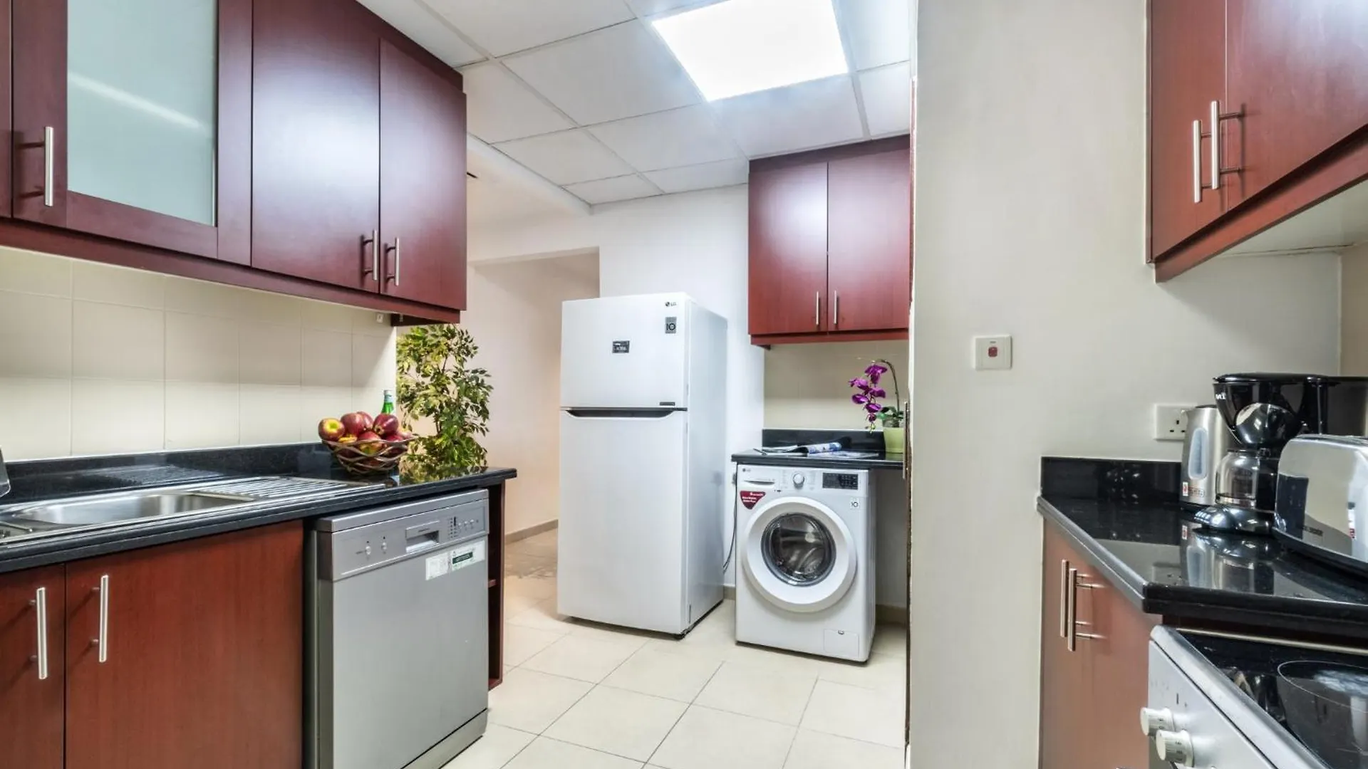 The Smart Concierge - Bahar 1 Apartment Dubai