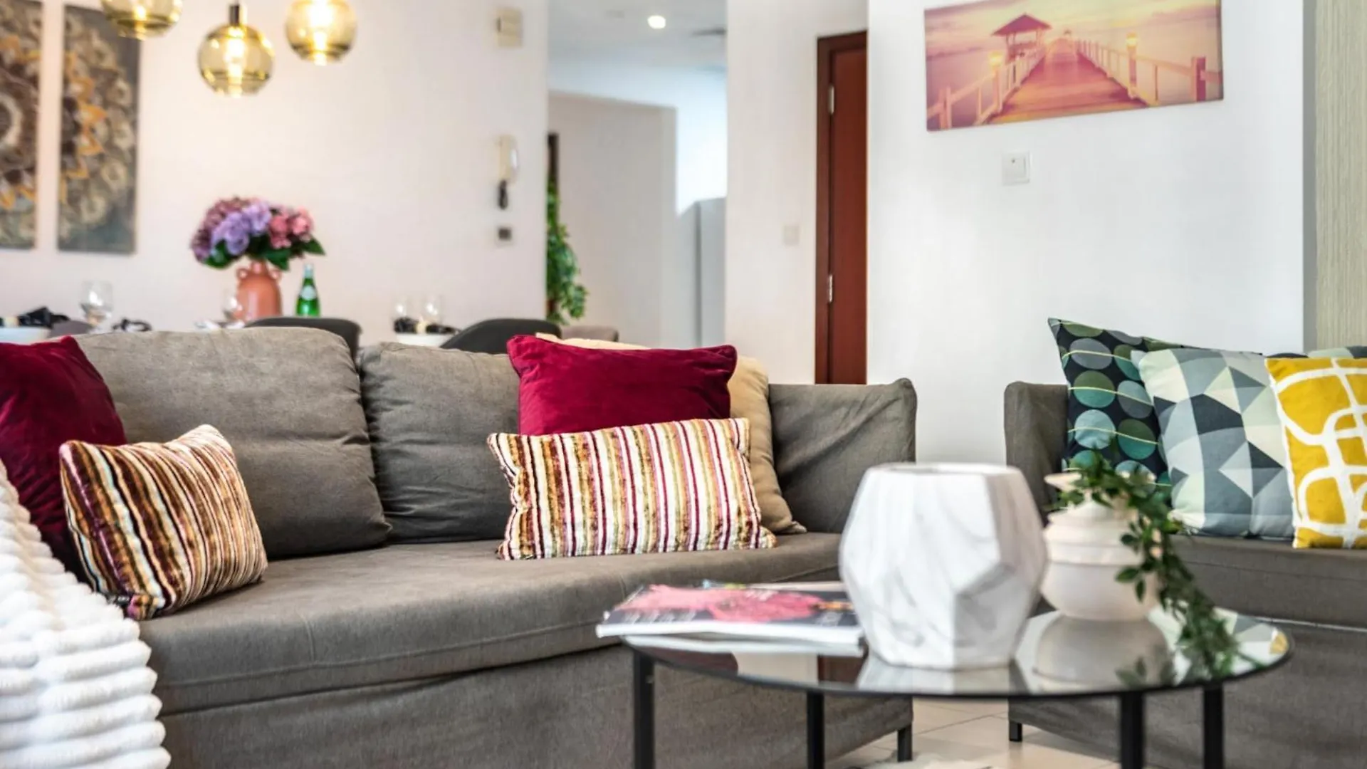 The Smart Concierge - Bahar 1 Apartment Dubai